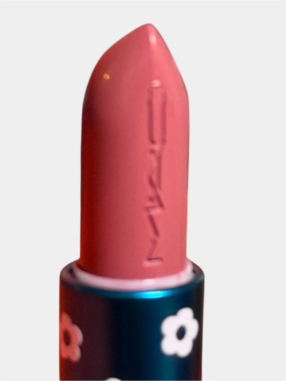 MAC DISNEY Minnie Lustreglass Lipstick in UPSY DAISY- Dusty Rose Pink LE BNIB!!